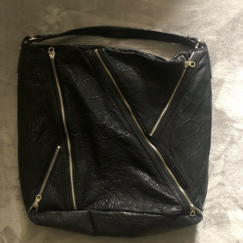 Marc Jacobs handbag authentic with protective sack